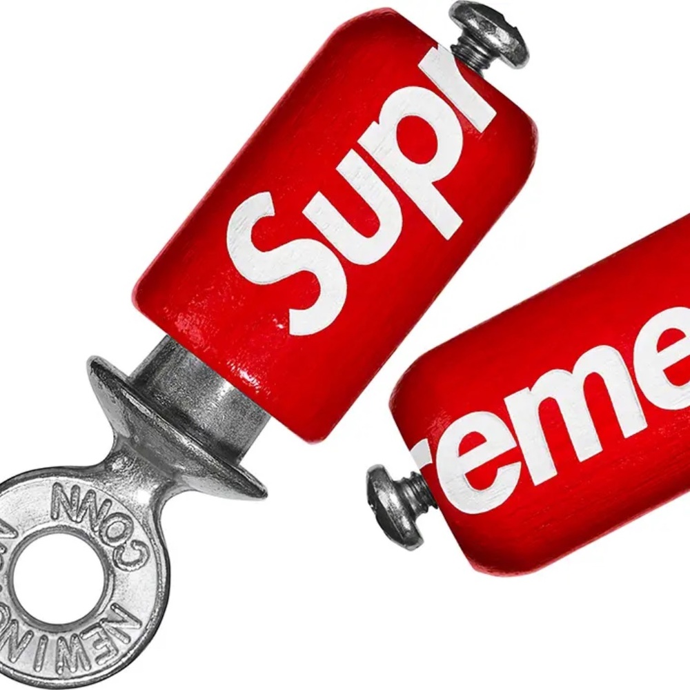 Supreme bird calling whistle
